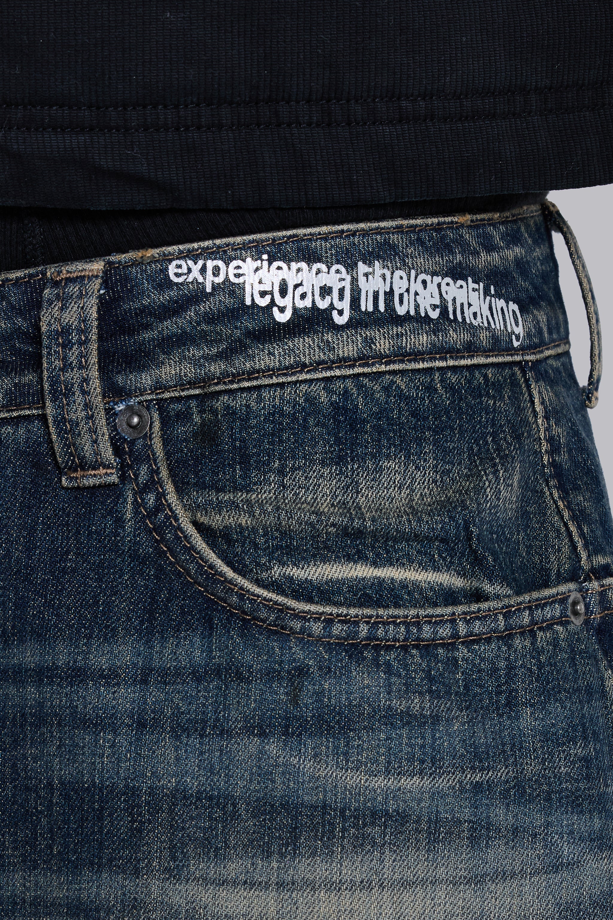 2013 XL Colossus Jeans - Image 7