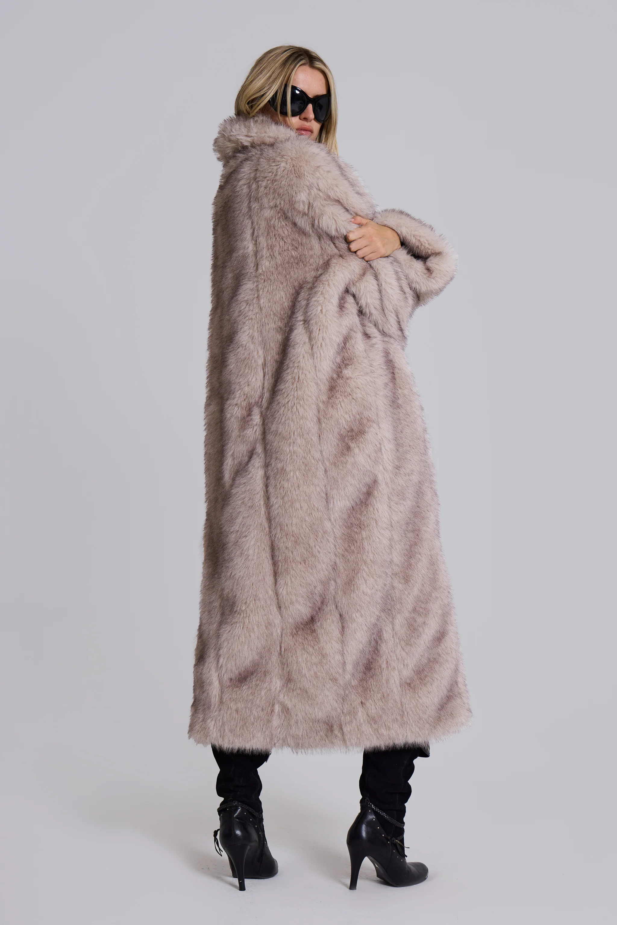 Alaska Faux Fur Coat - Image 11