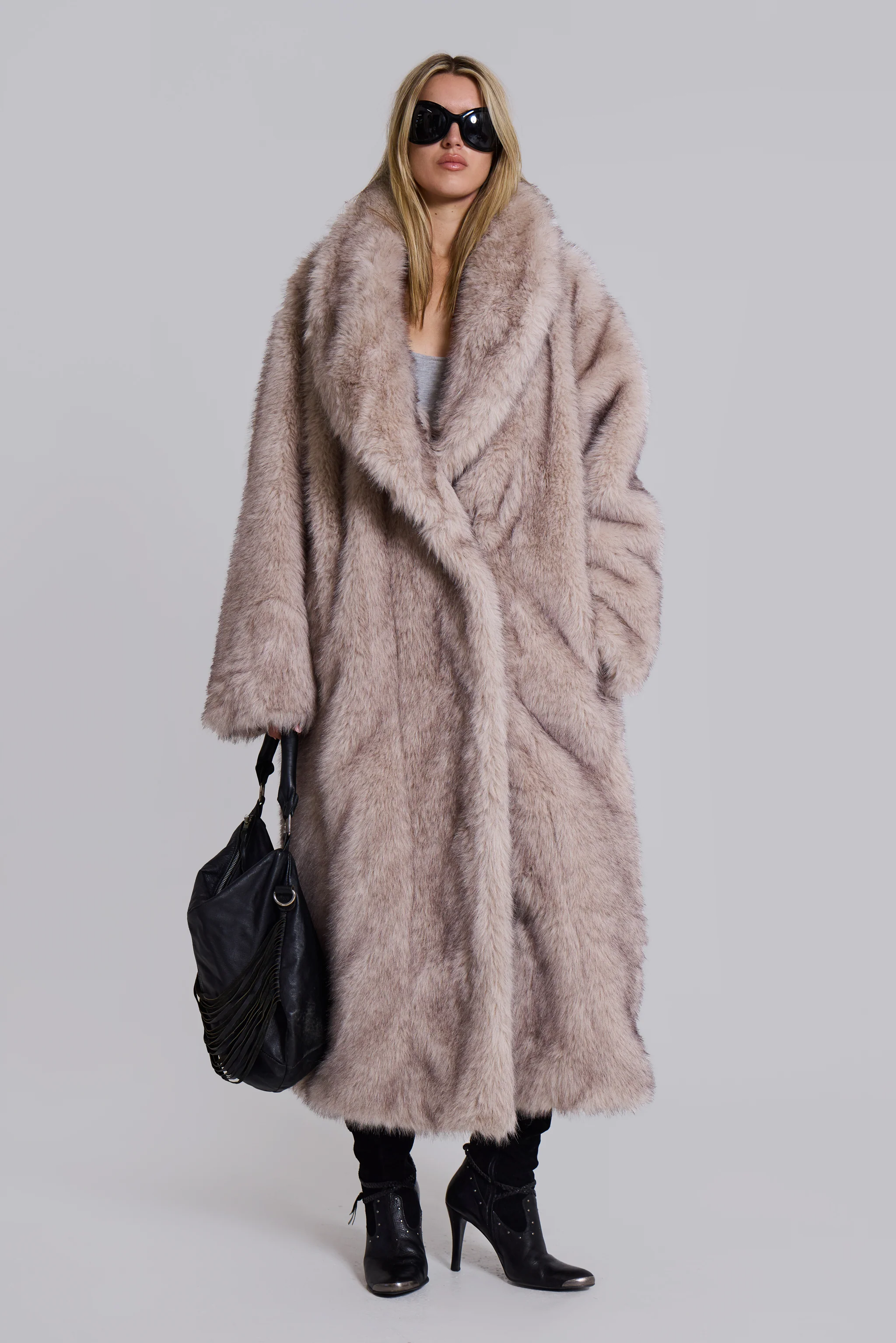 Alaska Faux Fur Coat - Image 12