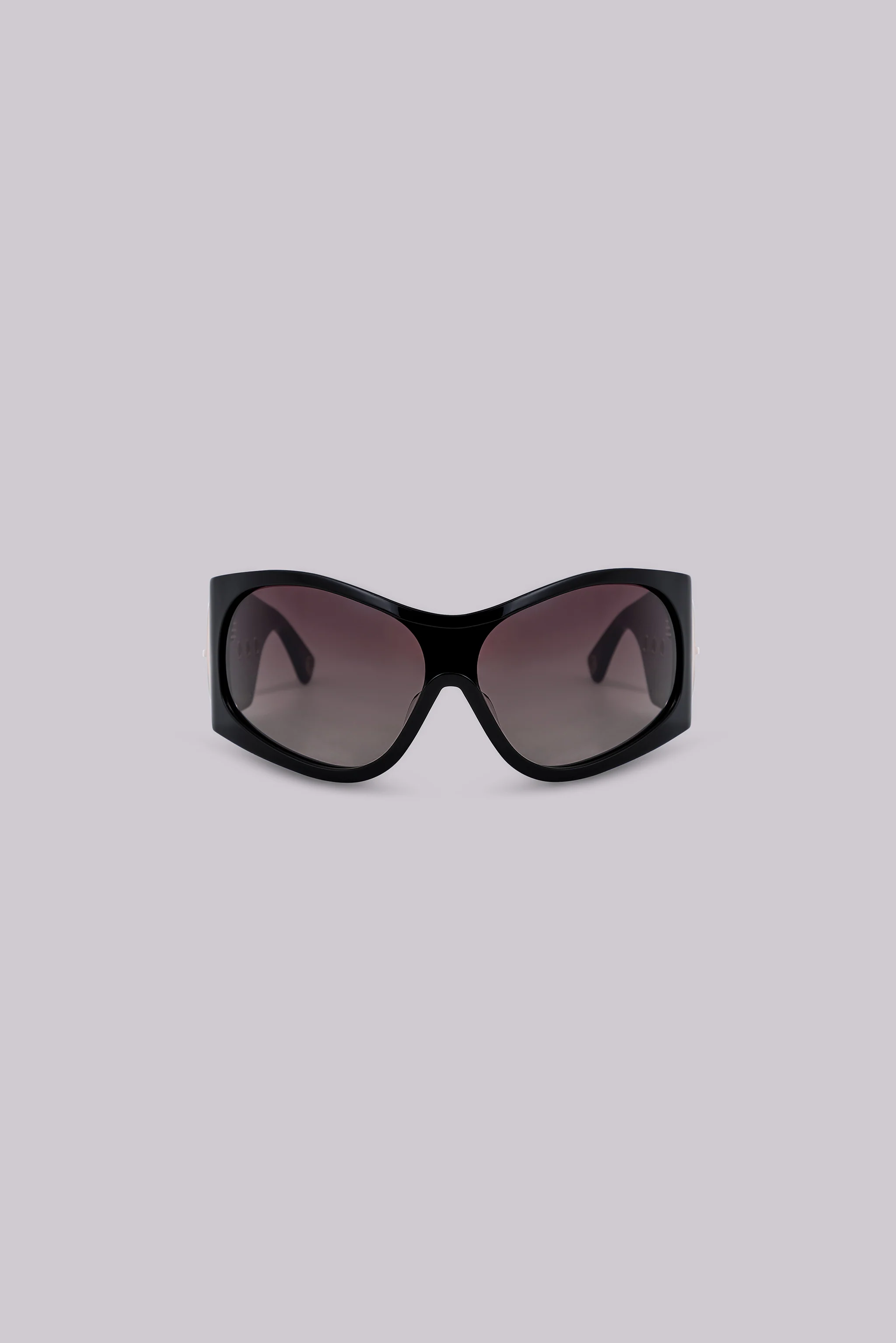 Alva Sunglasses in Black - Image 8