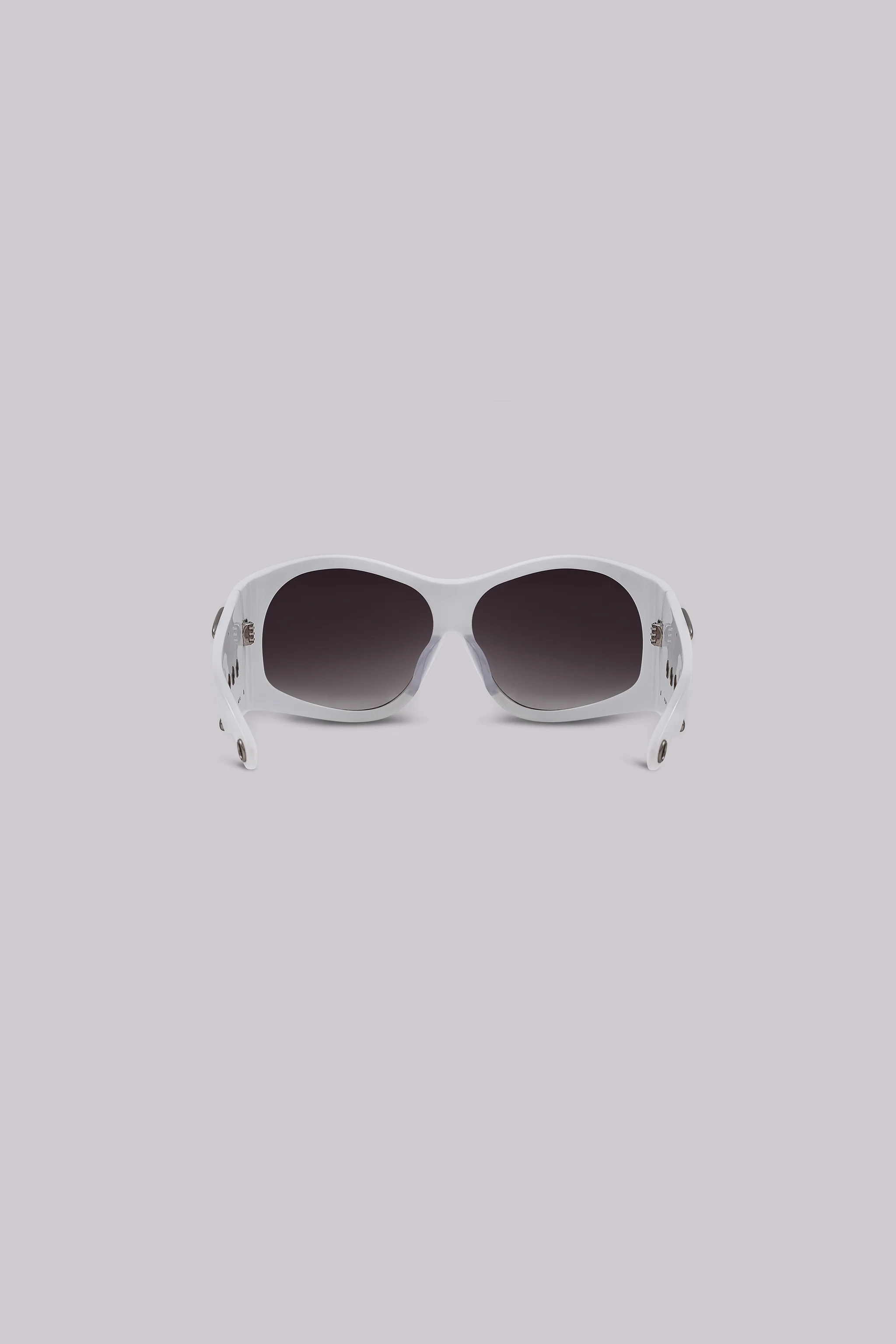 Alva Sunglasses in White - Image 8