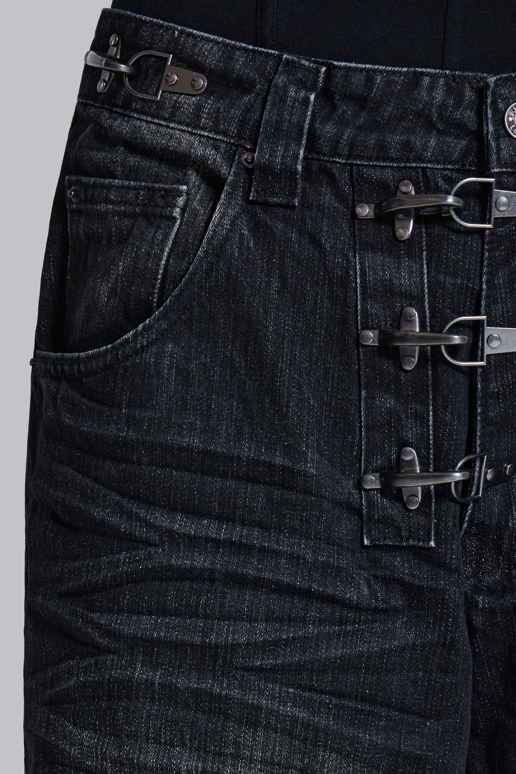 Ashen Clasp Colossus Jeans - Image 8
