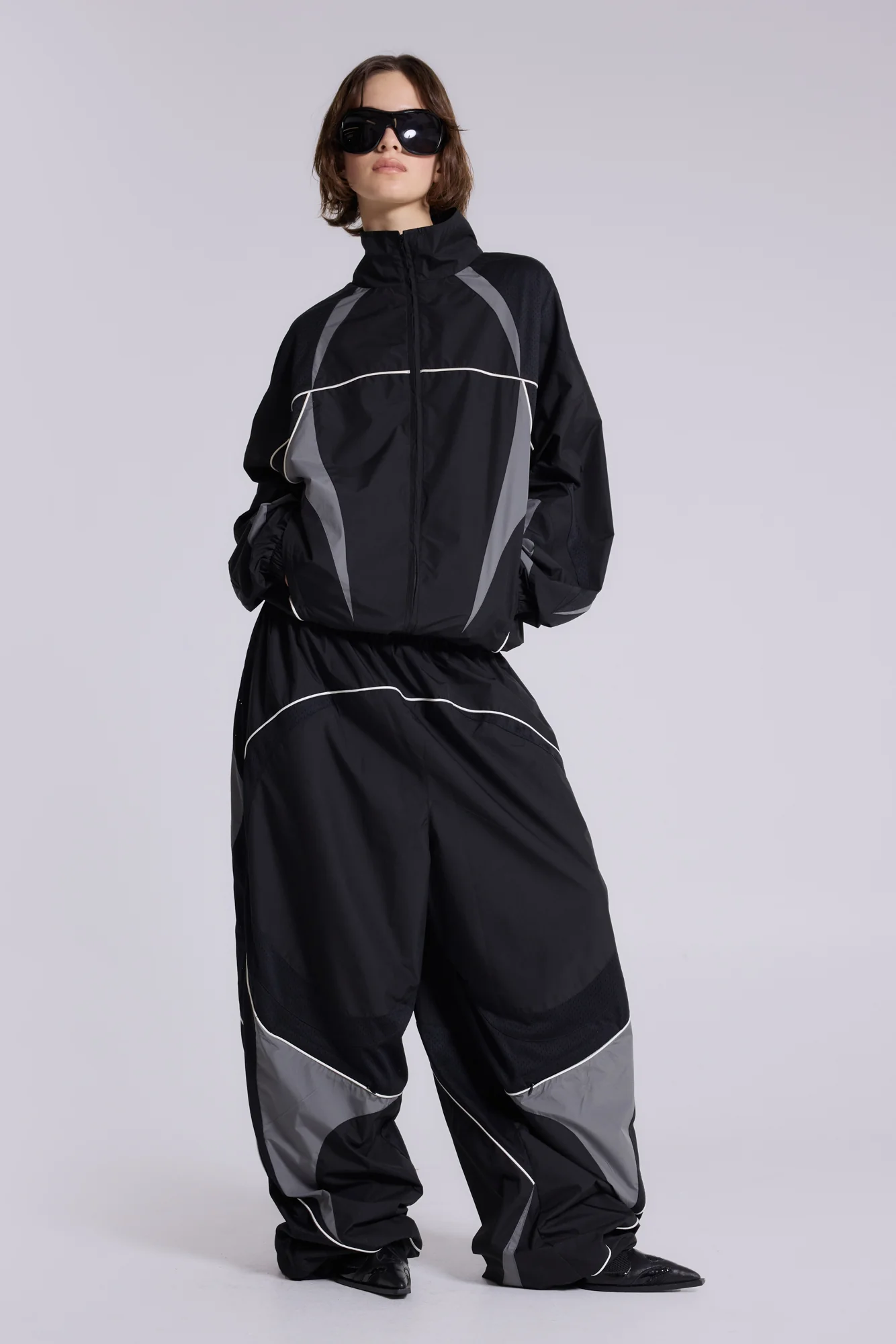 Black Panelled Vapor Joggers - Image 7