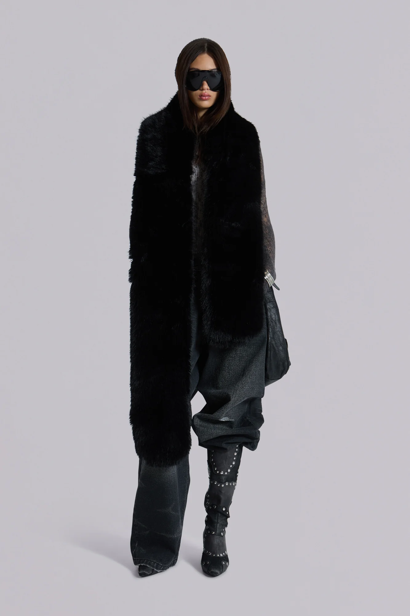 Black Cara Faux Fur Scarf - Image 6