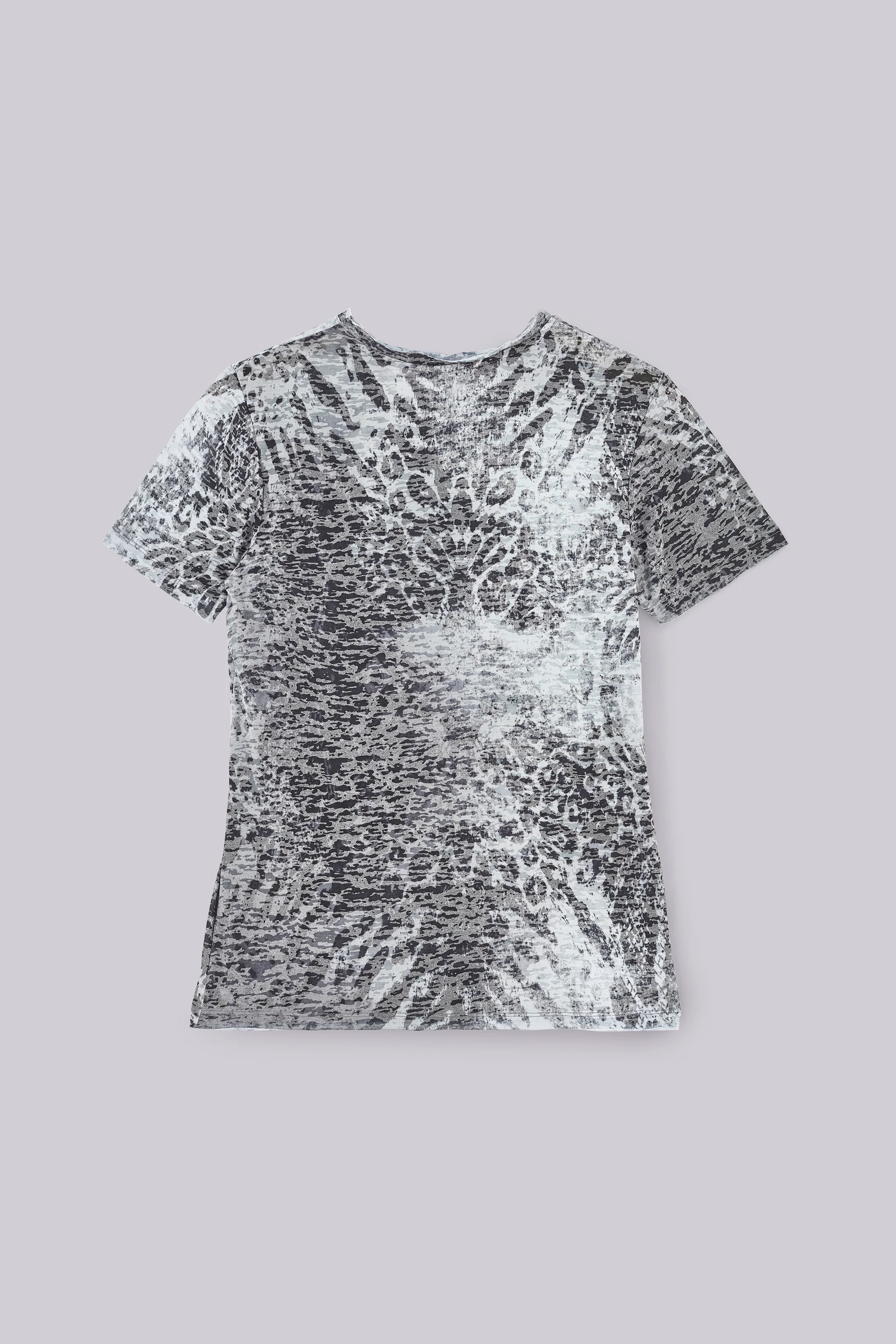 Claw T-Shirt - Image 6