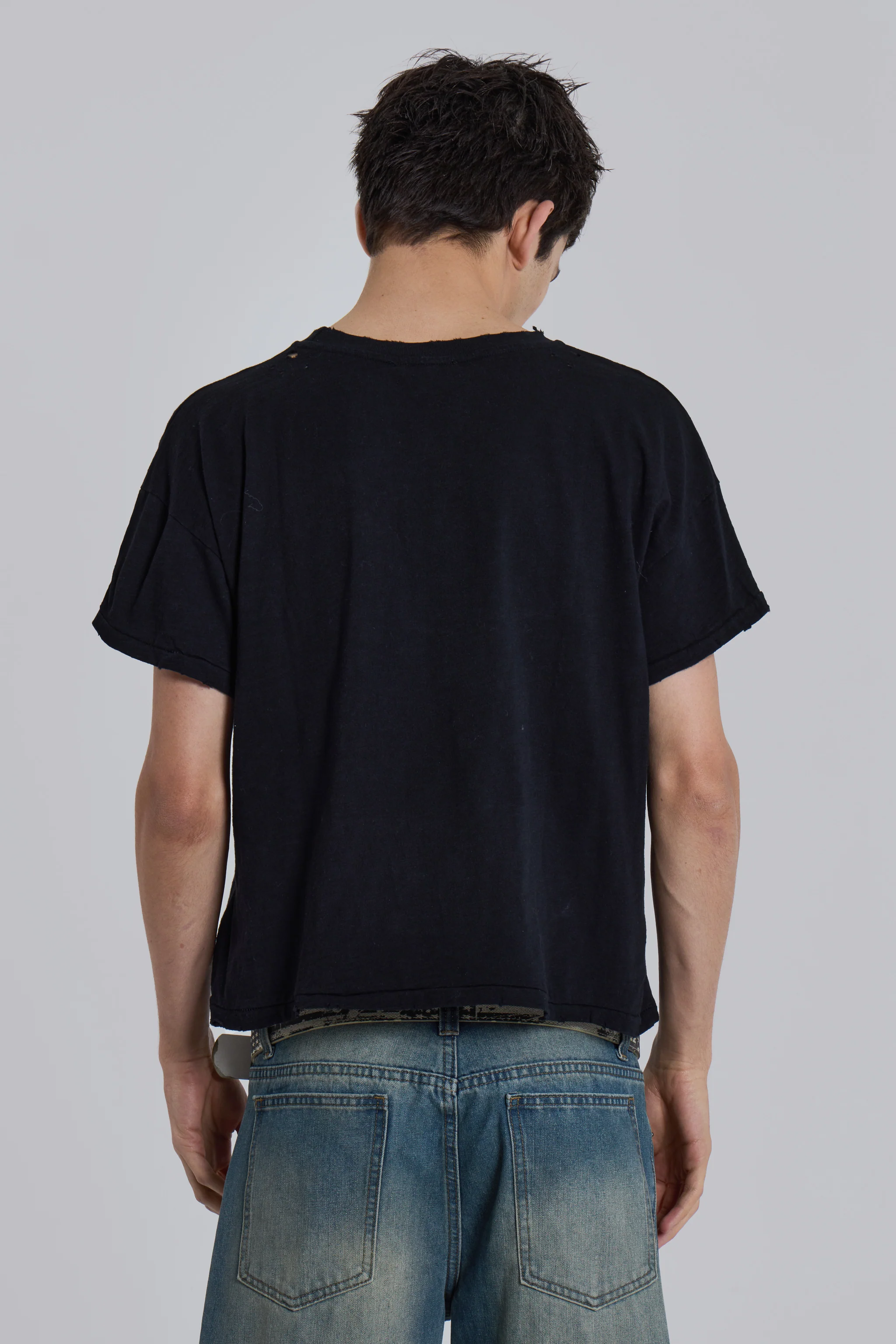 Gun Girl Cropped T-Shirt - Image 4