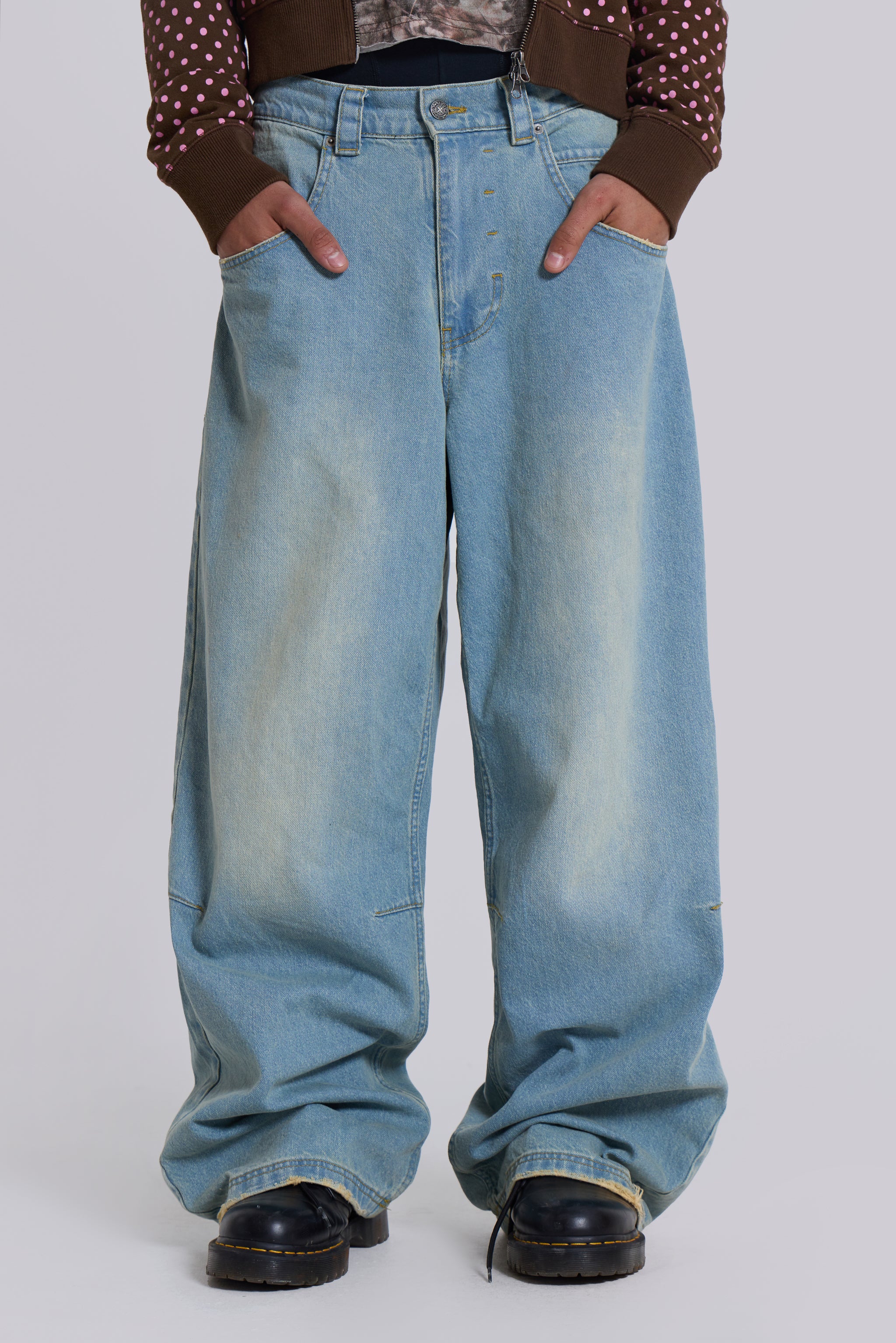 Light Wash J-L Colossus Jeans - Image 3