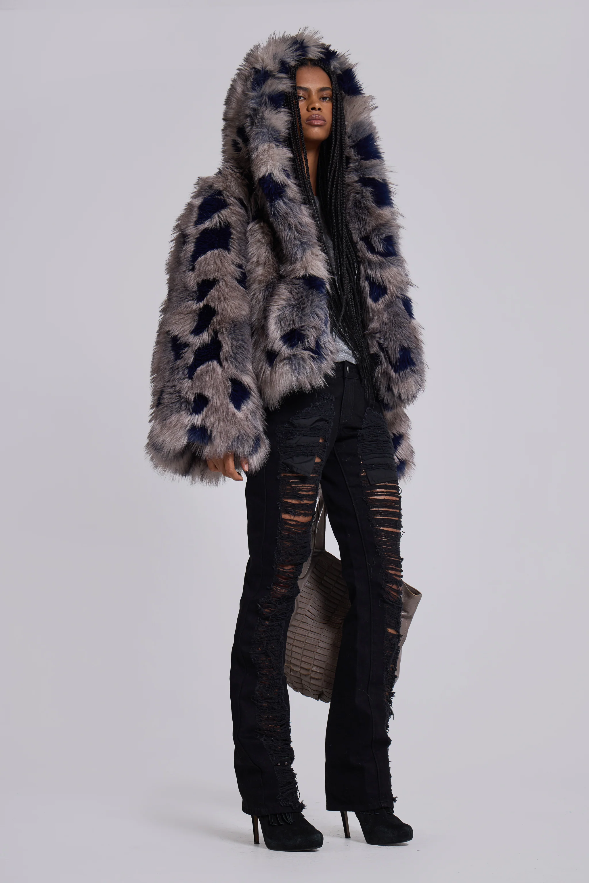 Mara Oversized Faux Fur Coat in Ashen - Image 5