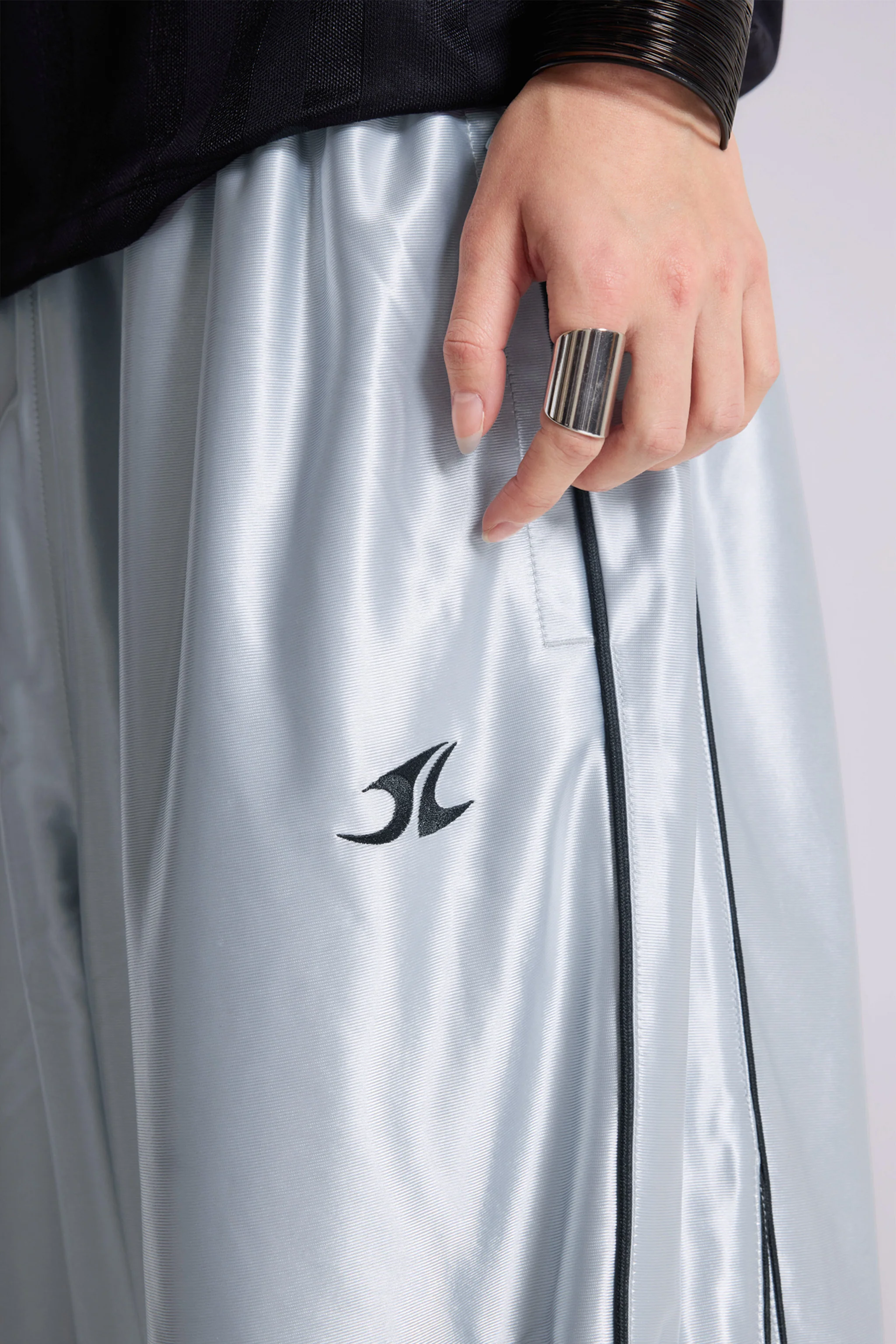 Metallic Vapor Joggers - Image 4