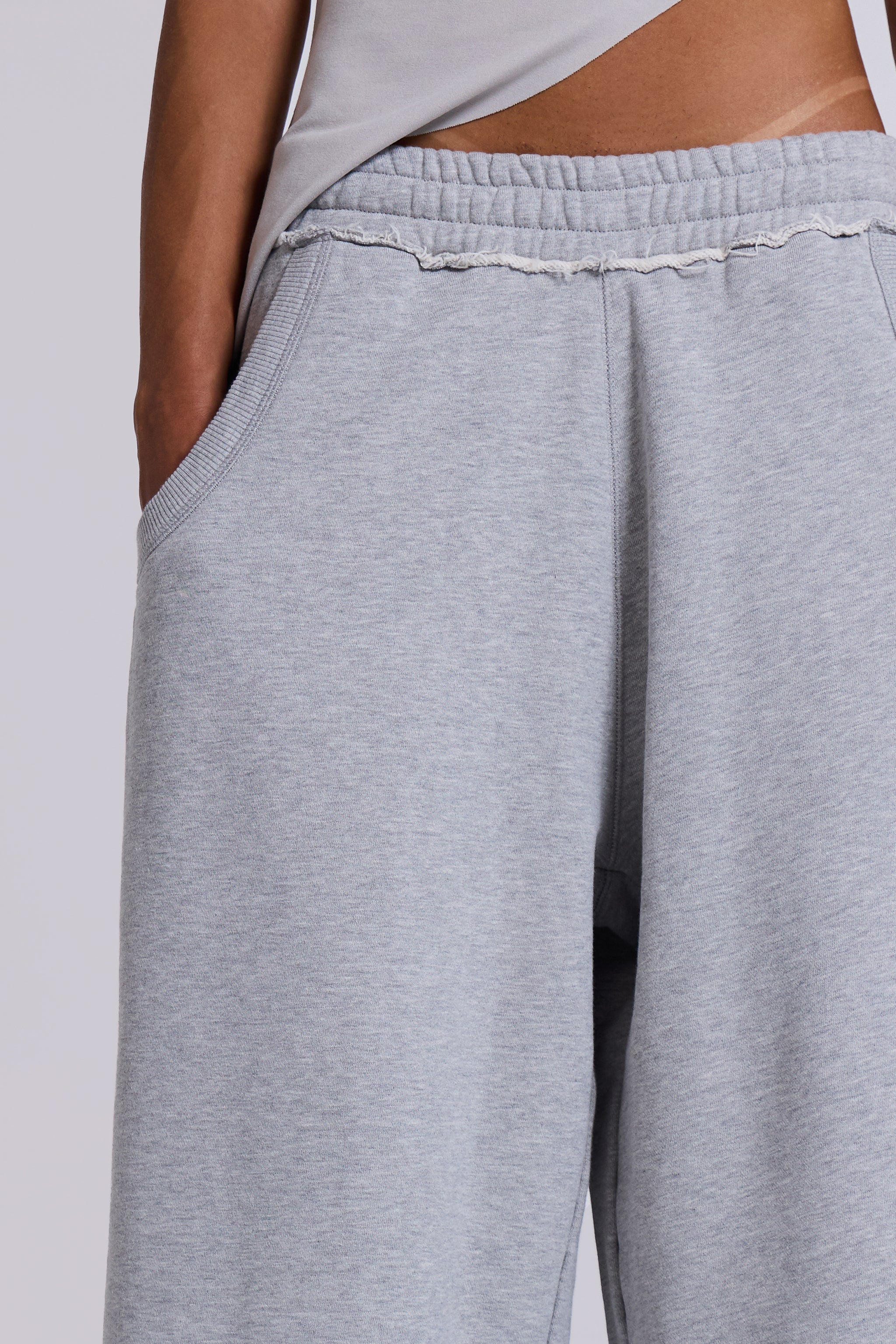 Monster 3/4 Grey Marl Shorts - Image 5
