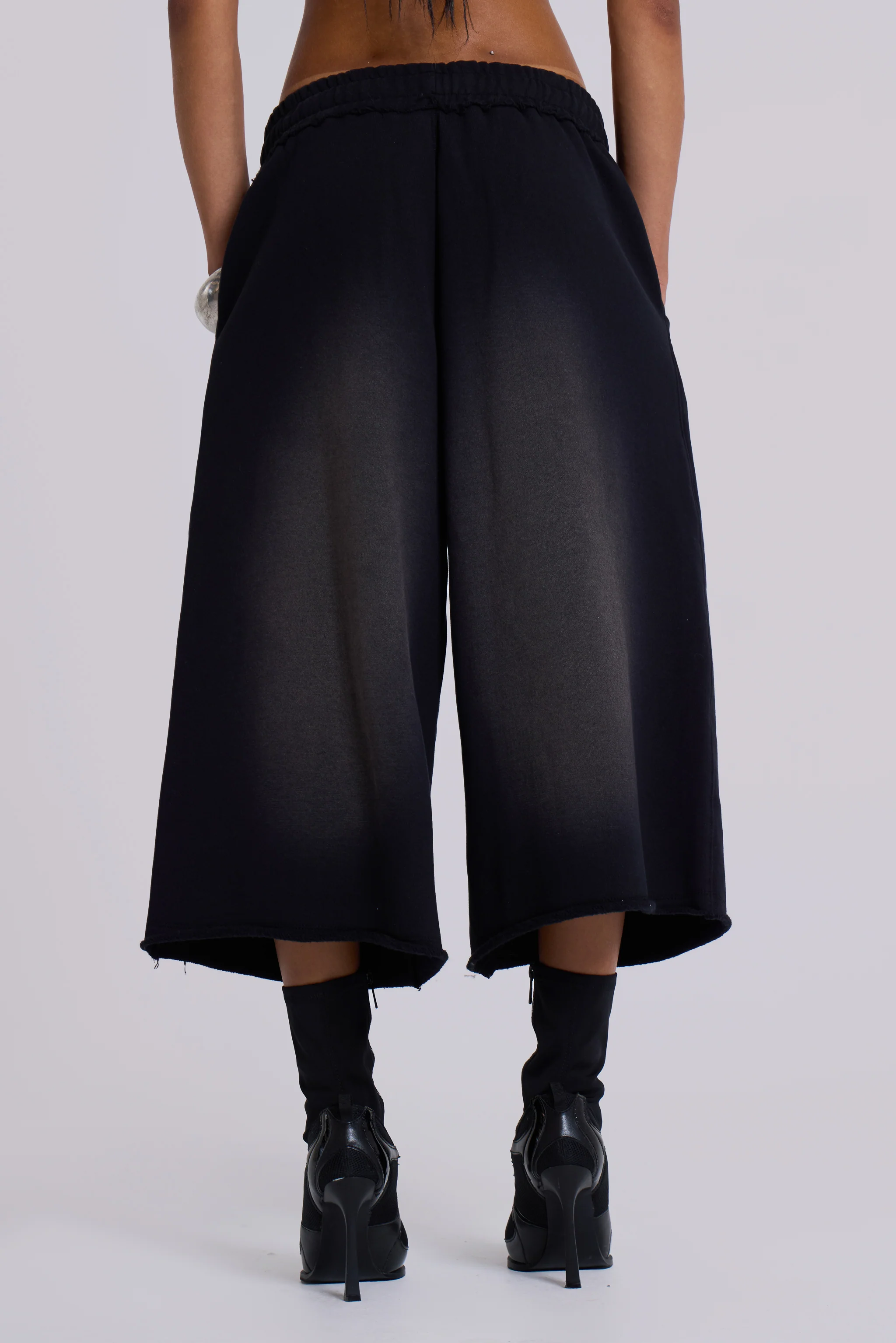 Monster 3/4 Washed Black Shorts - Image 2