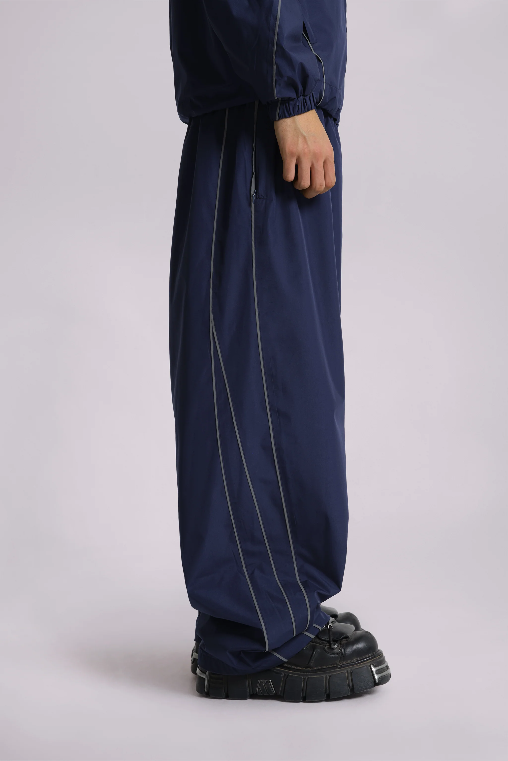 Navy Vapor Tracksuit Bottoms - Image 10