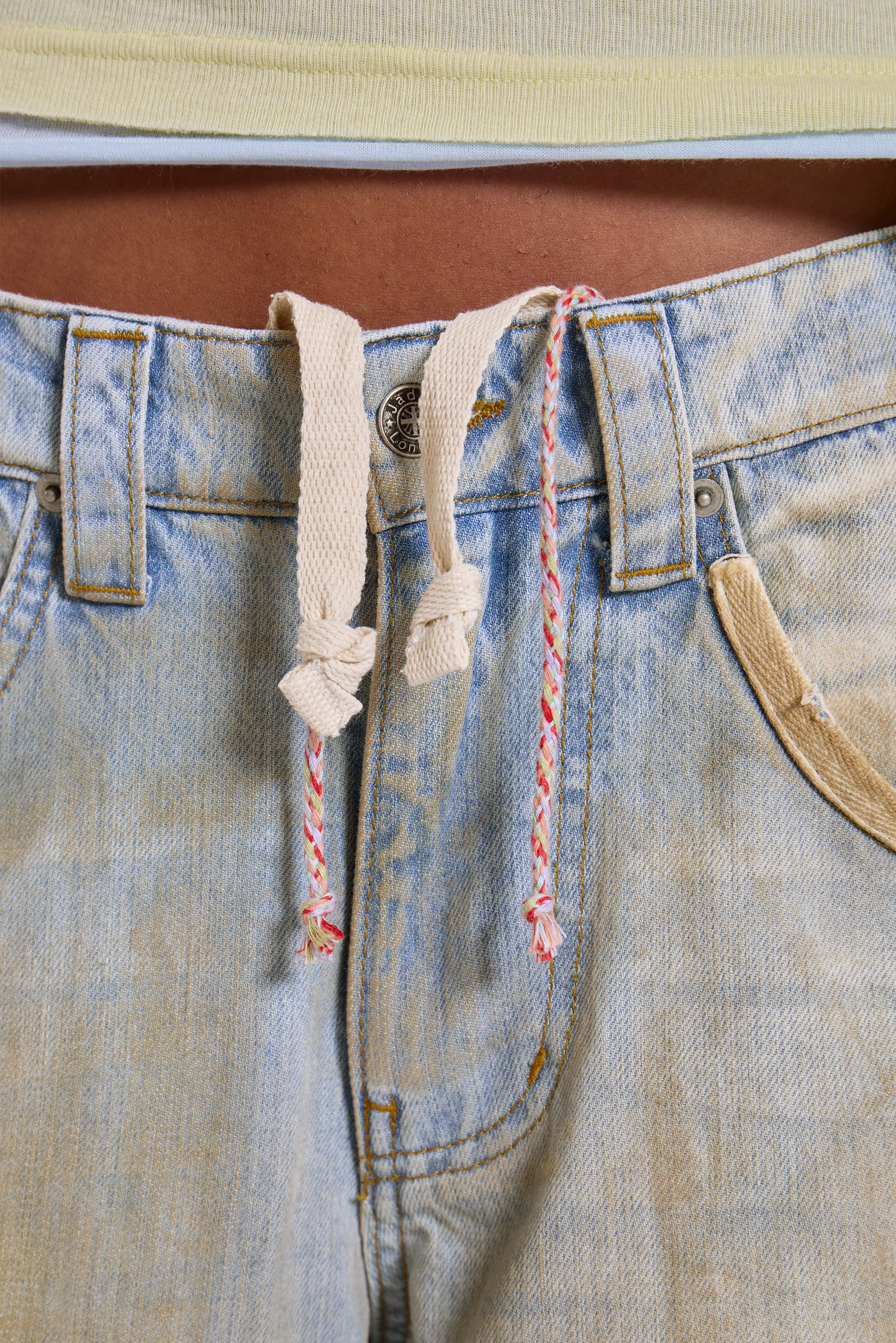 Reef Dirty-Wash Colossus Jeans - Image 8