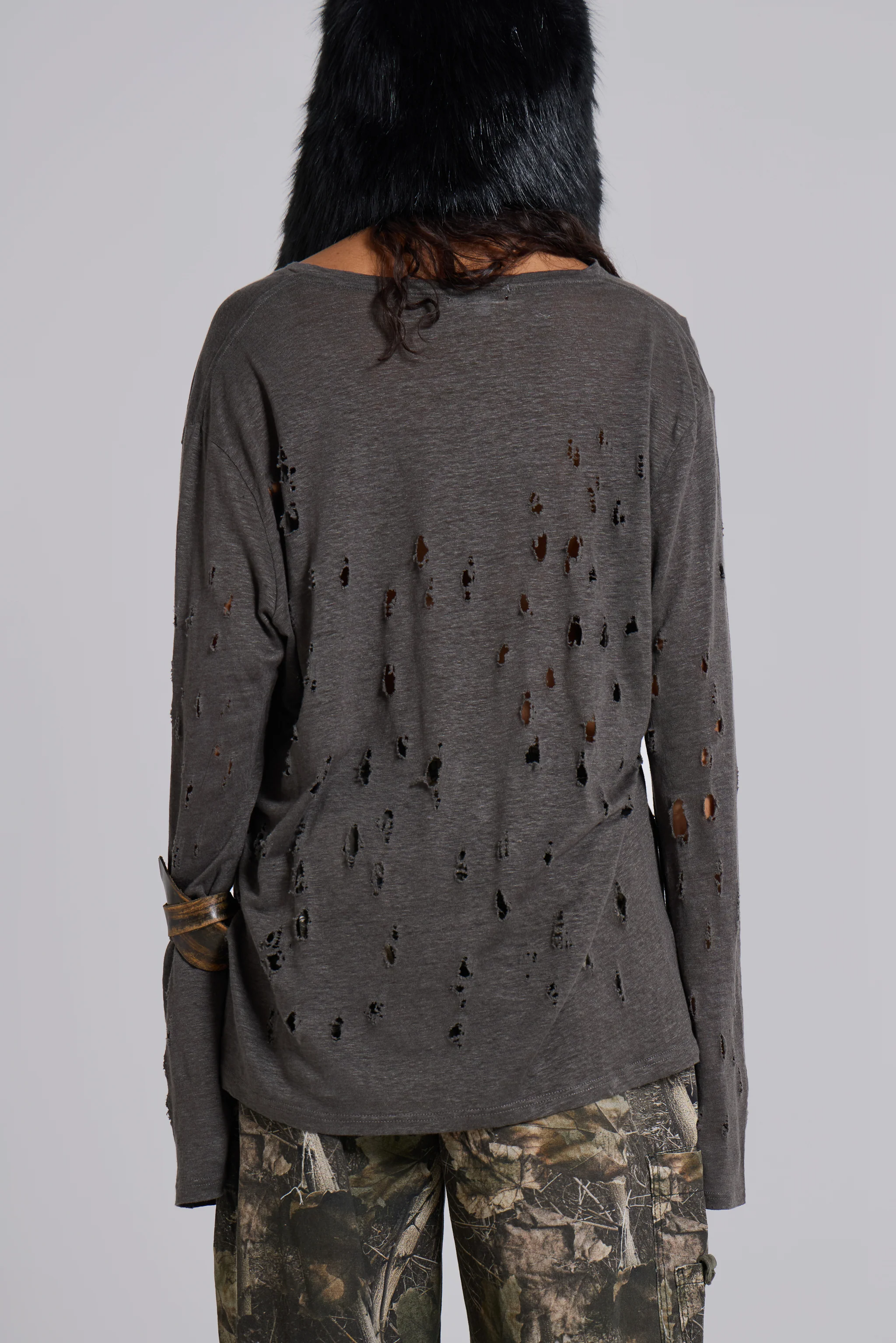Rifle Distressed Knit Top - Image 3