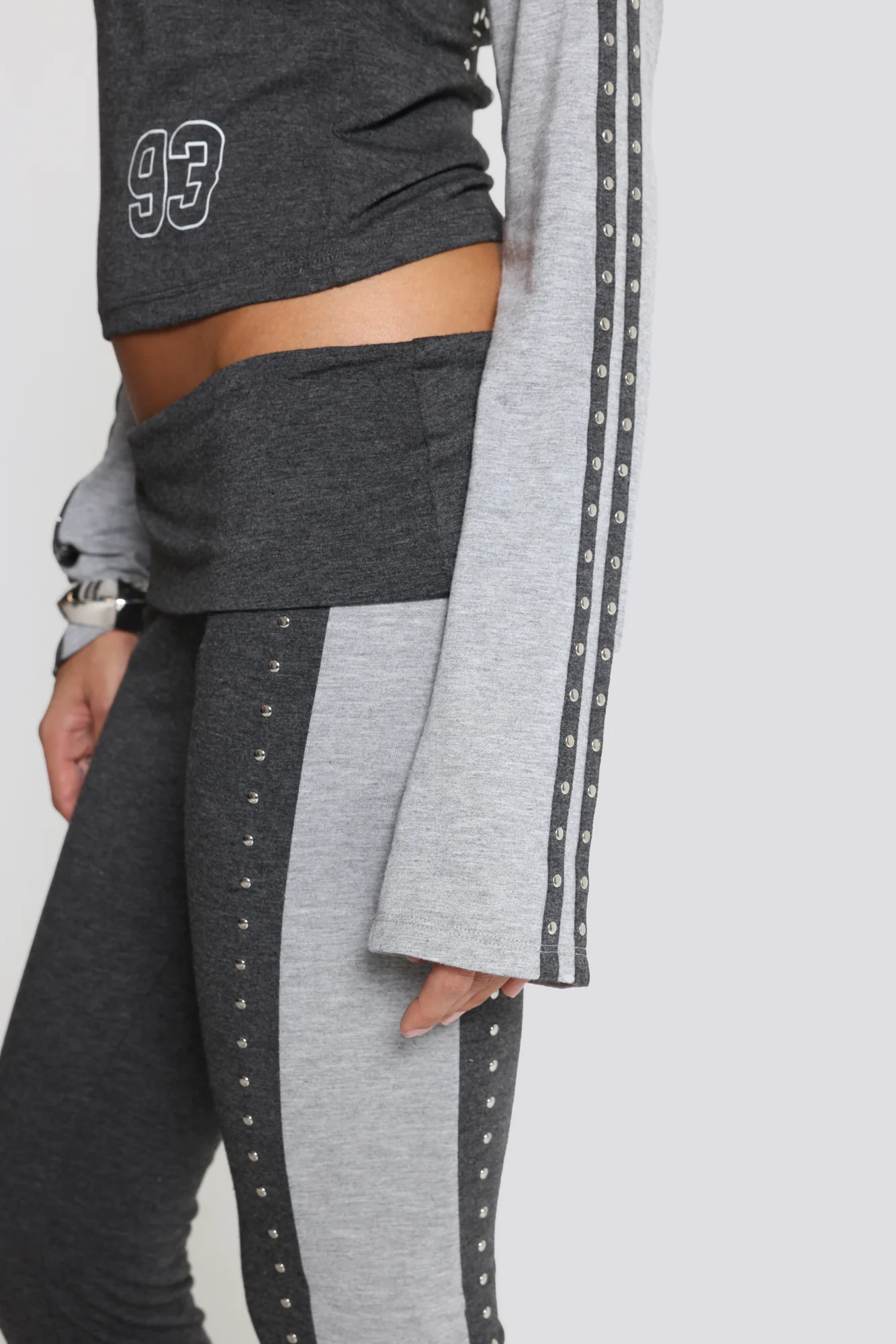 Rynna Sporty Long Sleeve Tee - Image 6