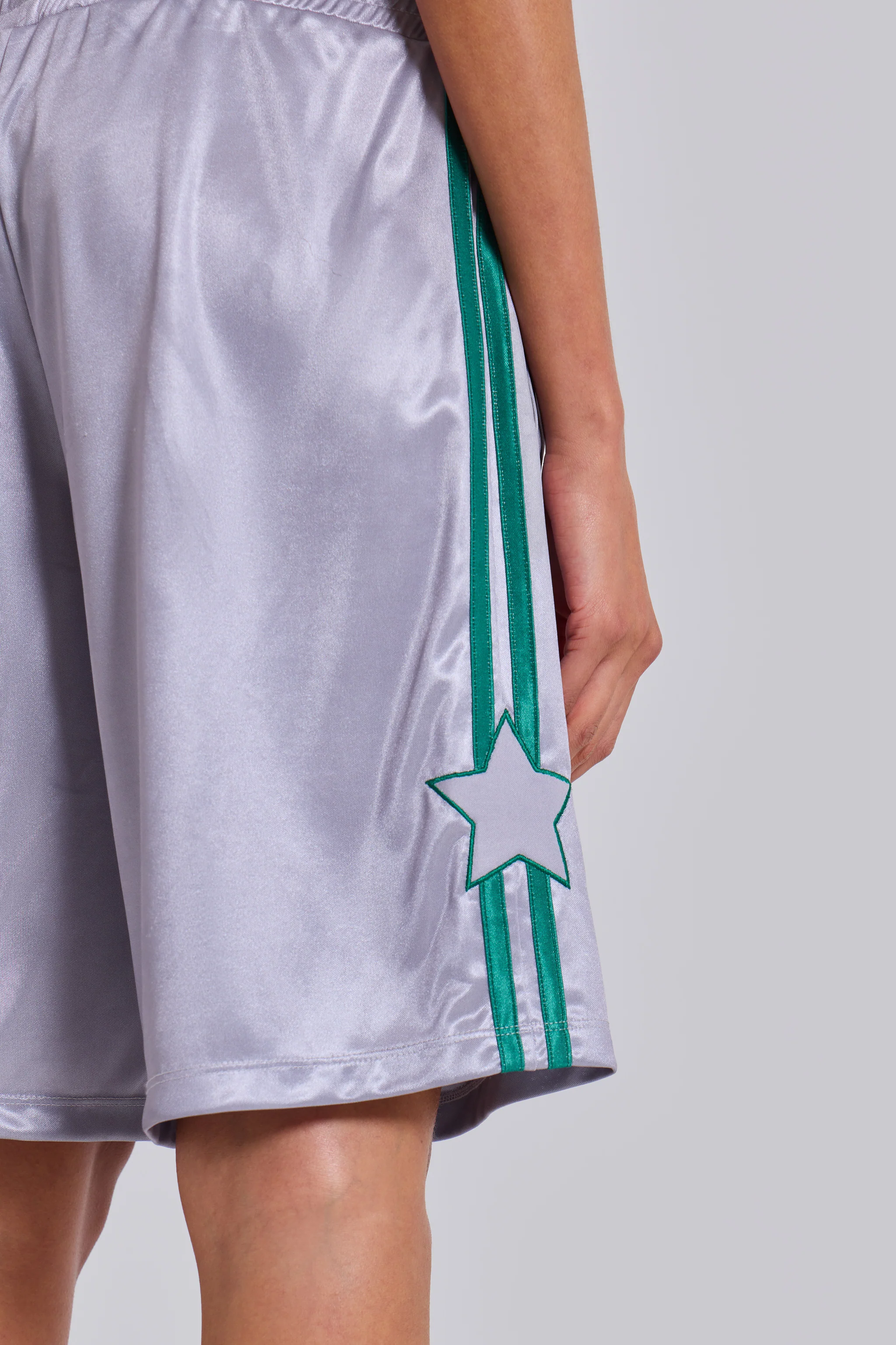 Silver Alyx Longline Football Shorts - Image 5