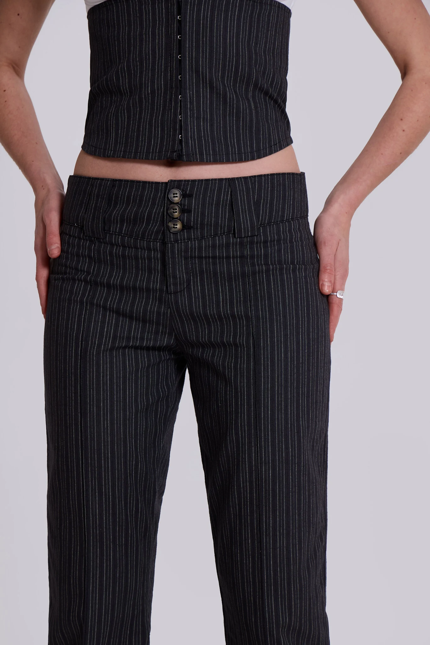 Wednesday Capri Suit Trousers - Image 3