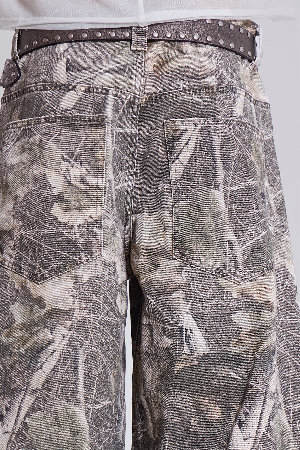 Woodland Camo Colossus Baggy Jeans - Image 6