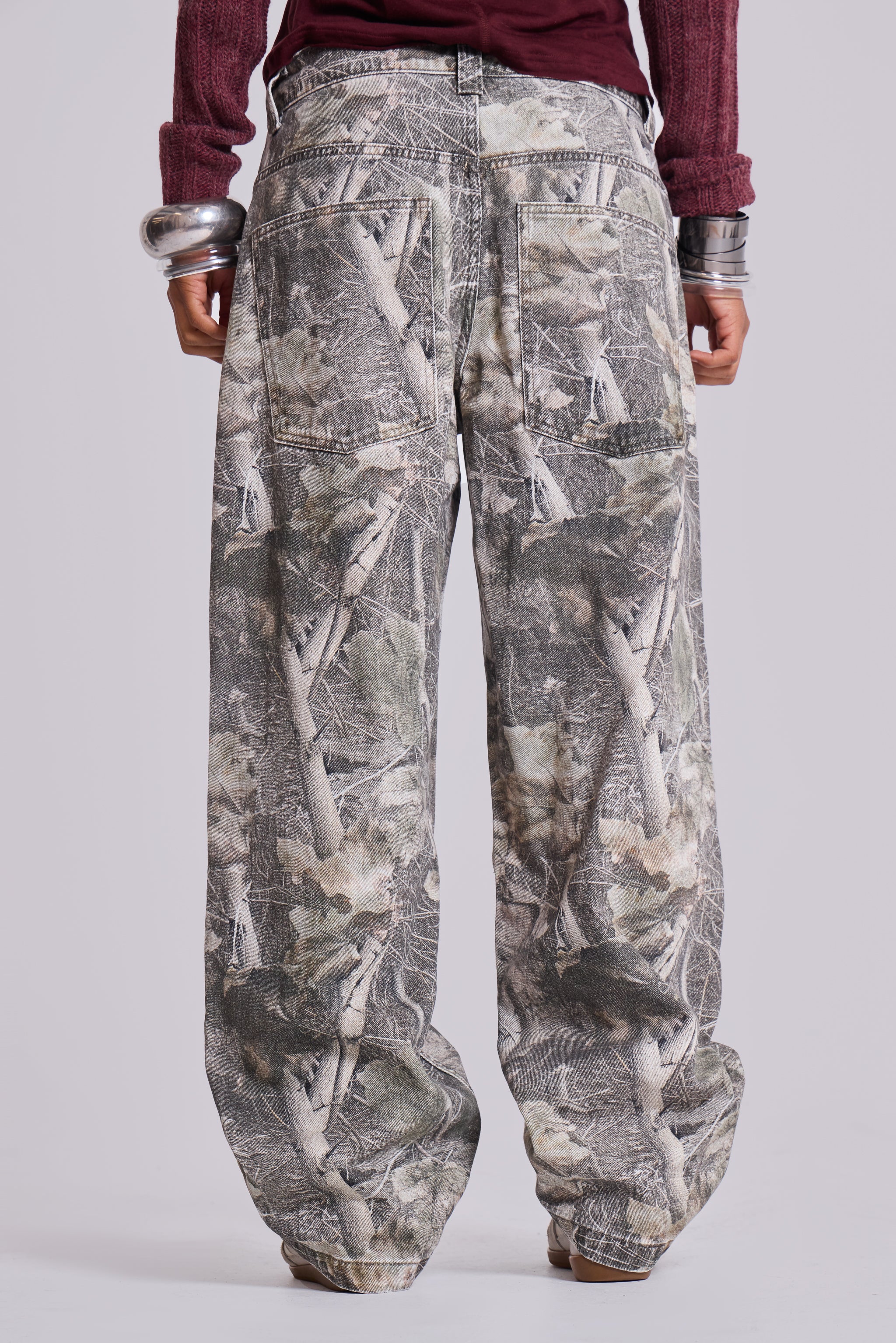 Woodland Camo Colossus Baggy Jeans - Image 4